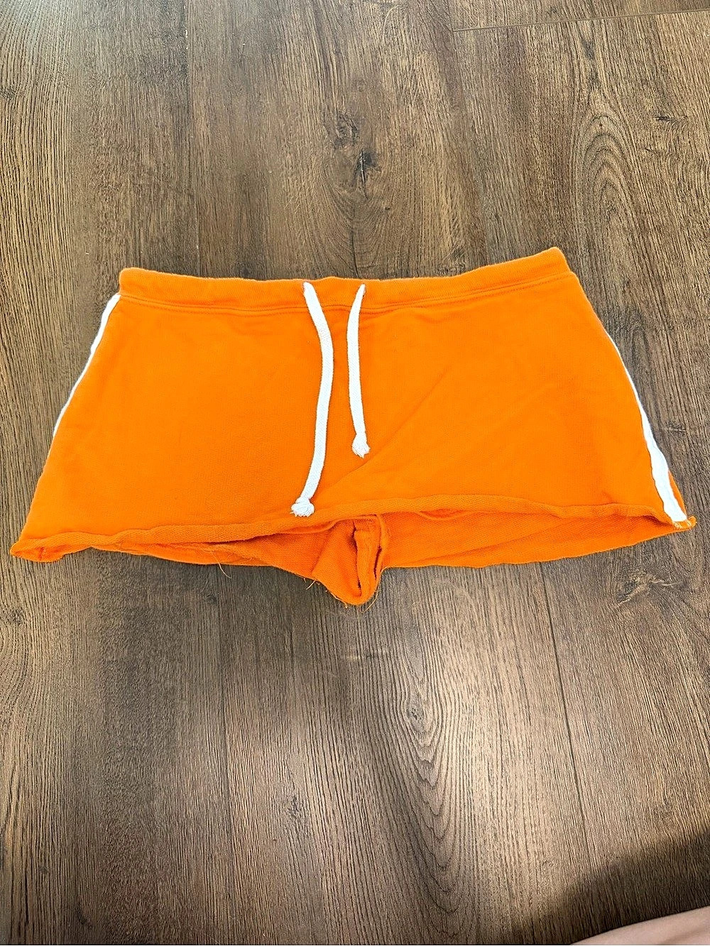wet seal Athletic Shorts in Orange
